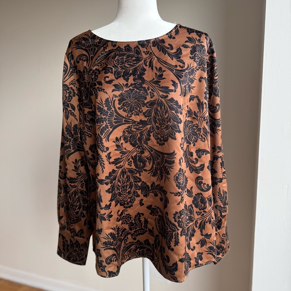 Soft Surroundings Satiny Miaya Top with Western Flare Women’s Large - Picture 3 of 12